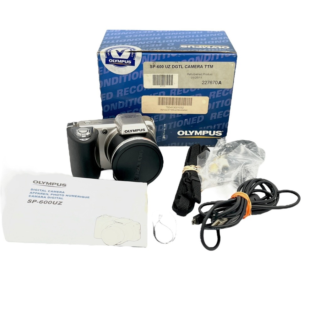 Olympus SP-600UZ 12MP 15X Zoom Digital Camera‎ Original Box & Accessories